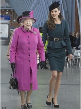 LK Bennett Blue Dress “Davina” ASO Kate Middleton 2